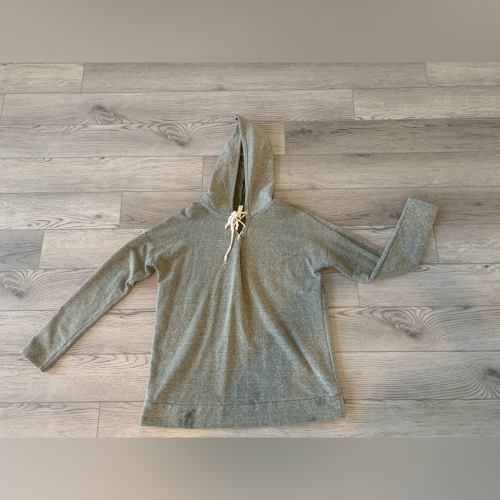 Small Army green with tie sweatshirt